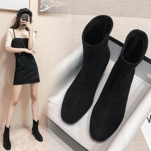 2020 New Style Smoker Boots Womens European and American Middle Boots Womens Thick Heel Womens Suede Boots Chelsea Boots