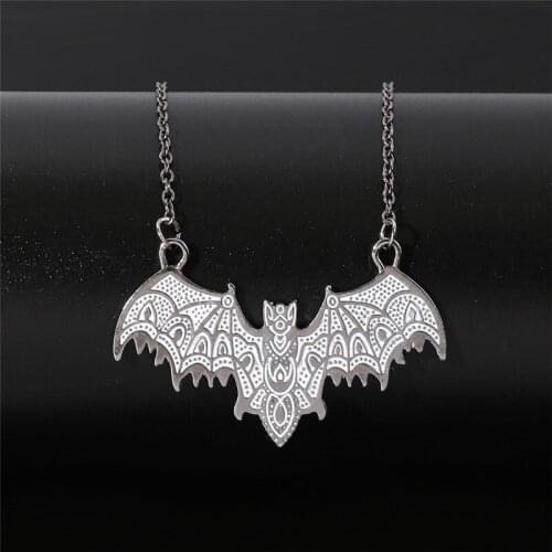 Men Fashion Metal Necklace Vampire Bat Necklace Long Chain Men Pendant Necklace Silver Color Halloween Accessories