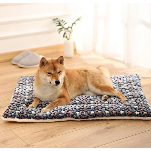 Soft Flannel Pet Mat Dog Bed Thicken Warm Cat Dog Blanket Puppy Sleeping Cover Towel Cushion for small Medium Large Dogs
