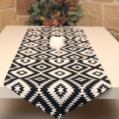 Nordic Style Fashion Premium Black Tile Pattern Digital Printed Table Runner Boho Decor Table Cloths Wedding Home Decoration