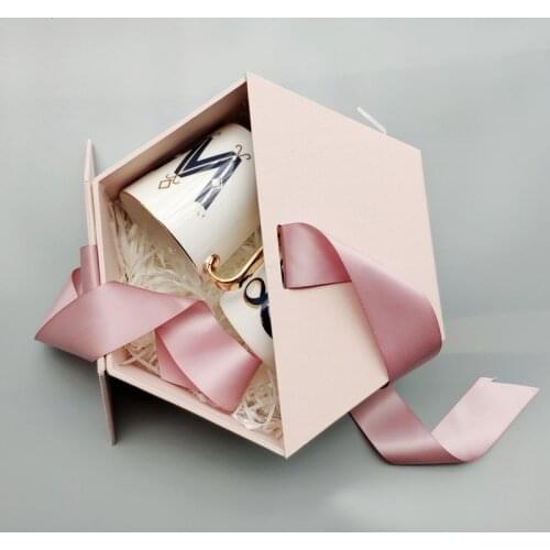 Hexagon gift box with hand gift box exquisite Korean version simple ins gift box party decoration decor navidad