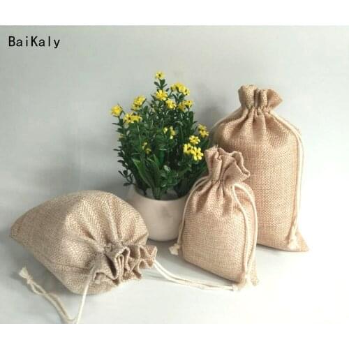 500pcs Vintage Natural Burlap Hessian Gift Candy Bags Wedding Party Favor Bags Birthday Supplies Drawstring Jute Gift Bag Pouch