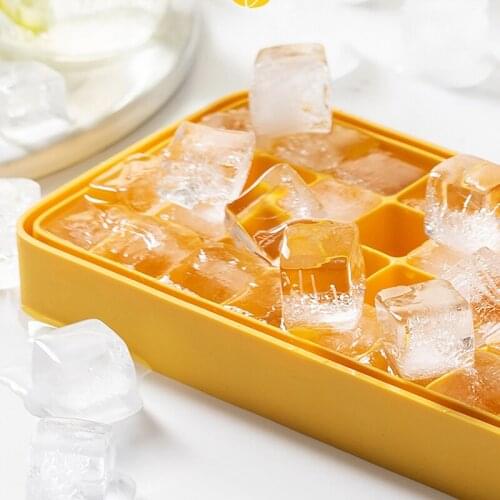 Ice Cube Mold Ice Trays Portable Ice Cube Maker For Frozen Whiskey Cocktail Beverages 24/36-Ice Trays Molds with Removable Lid