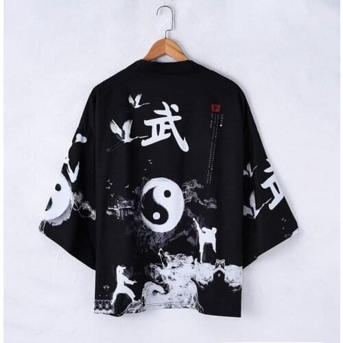 2021 Japanese Style Casual Kimono Streetwear Men Women Fashion Cardigan Japan Harajuku Anime Thin Robe Clothes
