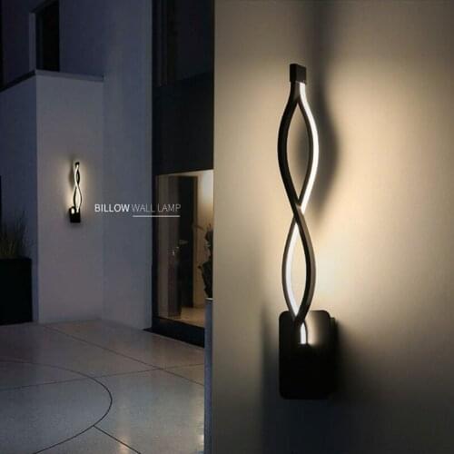 Simple modern LED wall lamp creative wave bedside wall lamp corridor background wall indoor aluminum lamp
