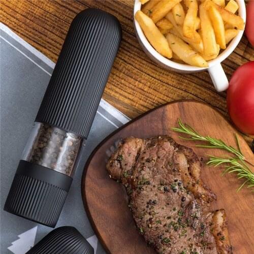Automatic Salt Pepper Grinder Set Electric Plastic Ceramic Mill Coffee Machine Home Kitchen Grinding Gadgets Cooking BBQ Tools