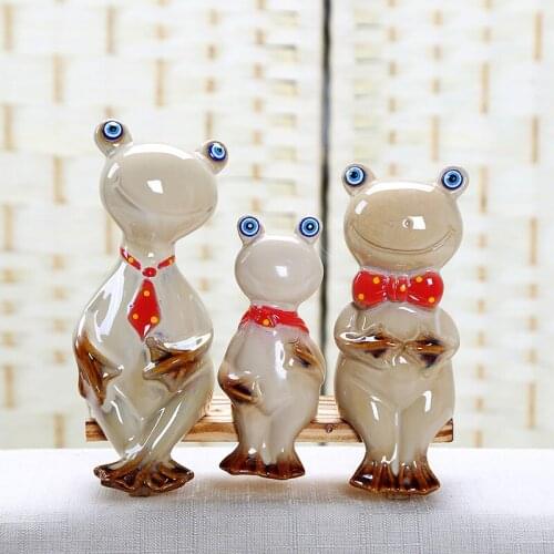 4Pc European Style Ceramic Animal Lucky Family Frog Decoration Cartoon Frog Ornaments Birthday Gifts Living Room Home Decoration