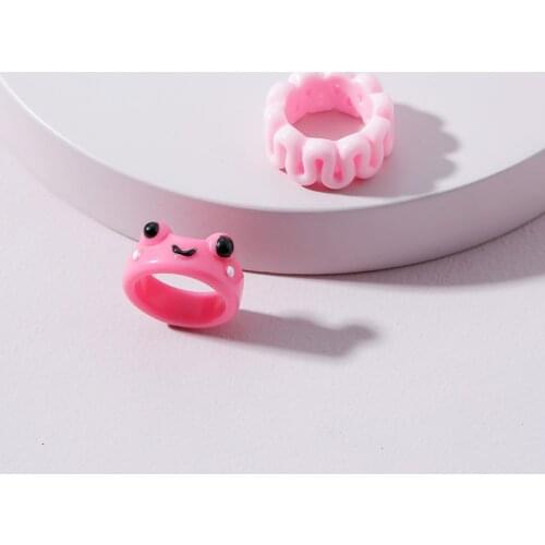 New Cartoon Pink Handmade Frog Wave Rings Geometric Irregular Twist Round Soft Pottery Ring For Women Fashion Trip Jewelry Gifts