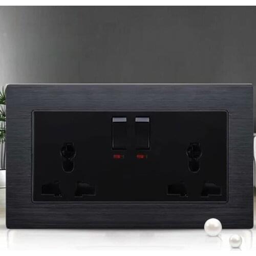 13A Universal Switched Socket 2 USB Charge Port For Mobile Output 2.1A Wall Outlet Aluminum alloy Panel night Black