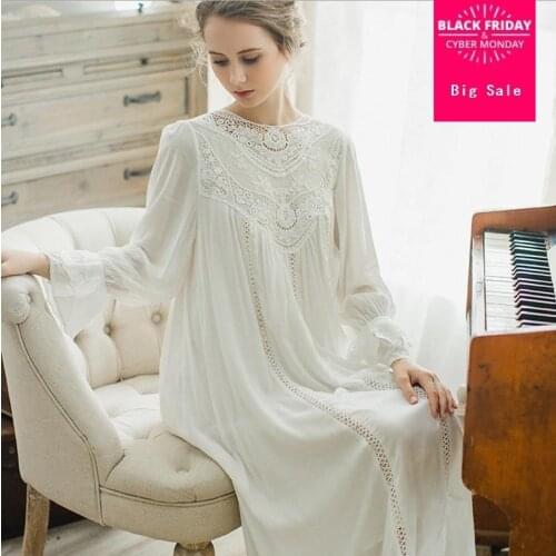 French romantic nightdress 2018 soft Cotton nightgown female long sleeves lace palace retro elegant princess sleepwear L678