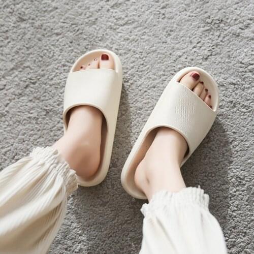 2021 Thick Platform Women Summer Slippers Beach Eva Soft Sole Slide Sandals Leisure Men Ladies Indoor Bathroom Anti-slip Shoes