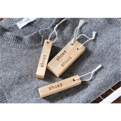 1PC Natural Camphor Wood Block Pest Moth Moistureproof Deodorization Aromatic Wood Remove Odor Mothproof Strip Carbon LF 198