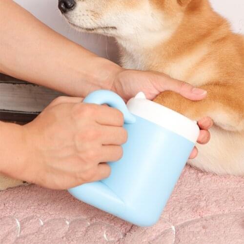 Pet Cat Dog Foot Washer Cleaned Cup Manual Rotary Cleaner Cup Soft Silicone Paw Cleaning Tool For Small Medium Big Dogs Grooming