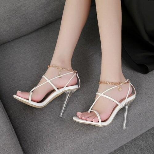 European And American Fashion Womens Latest Design Shoes Trim Sexy Nightclub Heels Metal Chain Women Pumps Party Shoes