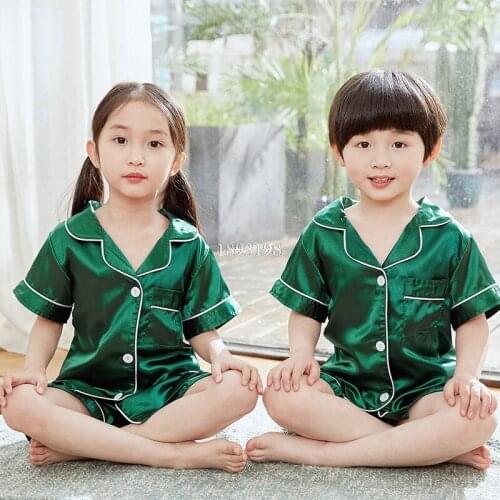 Childrens Summer Pajamas Set Boys' Girls Ice Silk Short-sleeved Tops Shorts 2pcs Home Clothing Set Kids Sleepwear Set