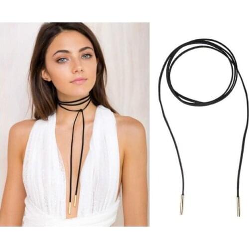 Köstebek Chokers On The Neck
