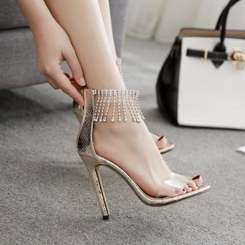2018 women high heel party sandals luxurious buckle strap Transparent plastic wedding sexy fashion shoes 11 cm Pumps Thin Heel