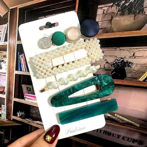 Women Hair Clips Fashion Simulated Pearl Acrylic Hair Barrettes for Girls Party Fashion Jewelry Hair Accessories Headwear