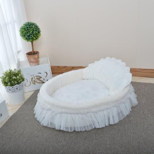 Warm Kennel White Dog Bed Pink lace Soft and comfortable pet nest Coral velvet surface for easy cleaning