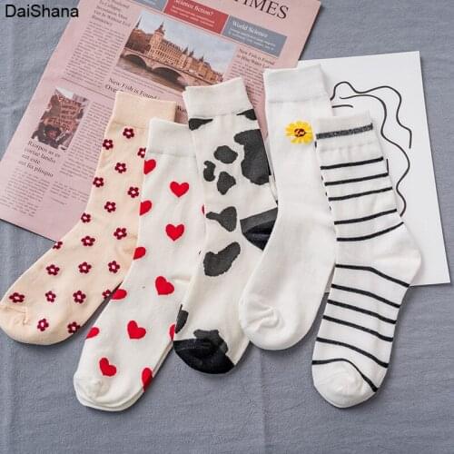 New Arrivals Cow Printed Sock Lovely Harajuku Japanese Style Cotton Women Socks Red Love Socks Breathable Casual Cartoon Socks