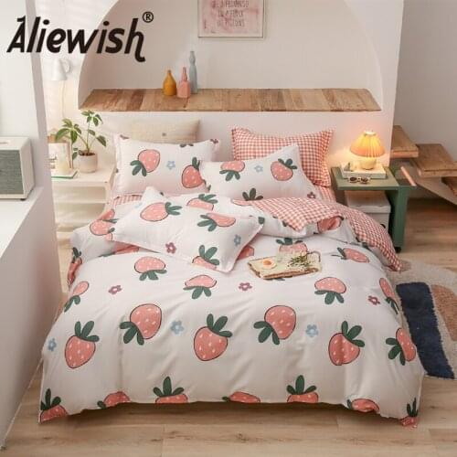 Modern Strawberry Printed Style Duvet Cover Sets Pillowcase Stripe Bedding Set Bed Sheet Double Queen King Size Quilts Covers