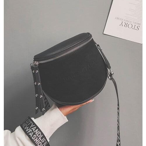 Autumn And Winter New Frosted Tassel Bucket Bag Shoulder Bag Female Handbag Retro Messenger Bag Mobile Phone Bag