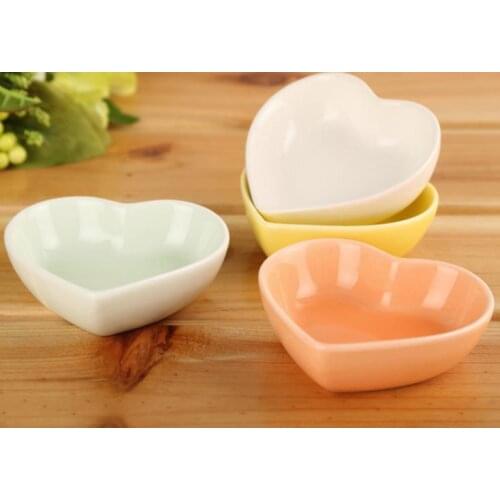 Ceramic hot pot seasoning dish ceramic heart-shaped dish kitchen multi-purpose dish SN2918