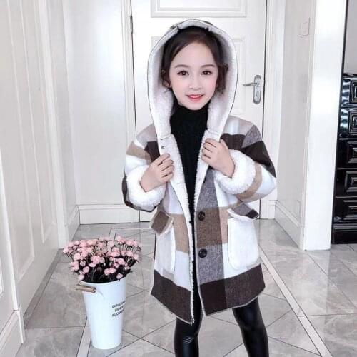 Girls' jackets, autumn and winter clothes, mid-length girls' plaid thick lamb wool fashion design, childrens woolen coat