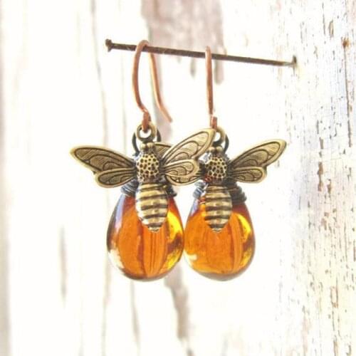 Vintage Little Bee Pendant Earrings Ancient Bronze Metal Water Drop Champagne Yellow Orange Crystal Stone Earrings Gift