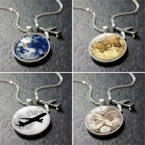 World Travel Pendant Jewelry Alloy Earth Choker Glass Necklace Aircraft Map Handmade Necklace Creative Travel Gift
