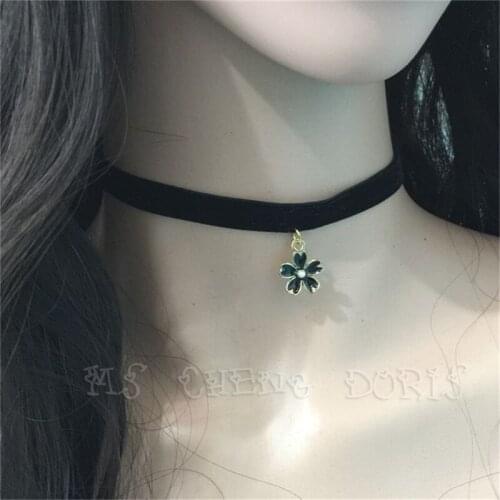 New Fashion Black Velvet Choker Necklace Women Plain Ribbon With Cherry Blossoms Gothic Handmade Retro Jewelry For Gift