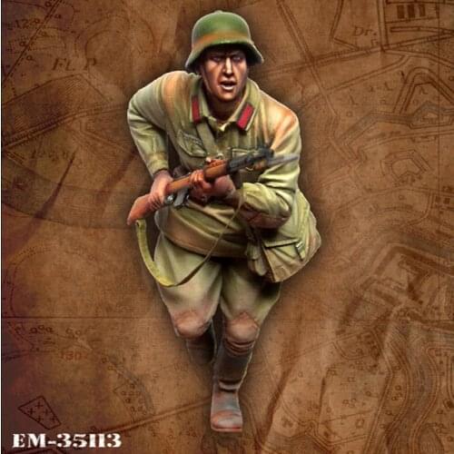 1/35 Red Army rifleman. WW2. (1941-1943) Set-8, Resin Model Soldier GK, WWII military theme, Unassembled and unpainted kit
