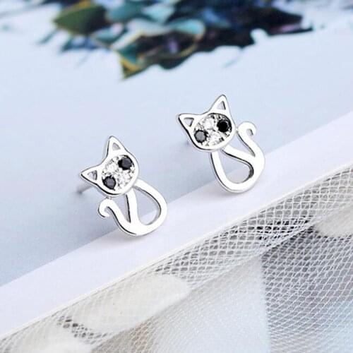 Tiny Cat with Long Tail Stud Earrings for Kids Trendy Crystal Kitten Cat Earings Women Charming Jewelry Piercing bijoux femme