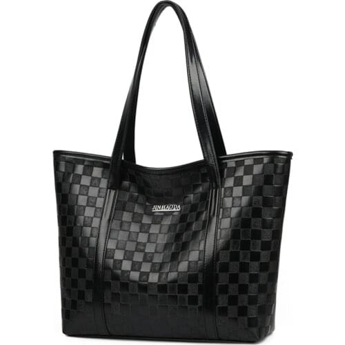 Plaid Pattern Shoulder Bag Large Capacity Female Bag Trendy Soft Leather Handbag 2021 New Simple Shopping Bag Black Designer Sac