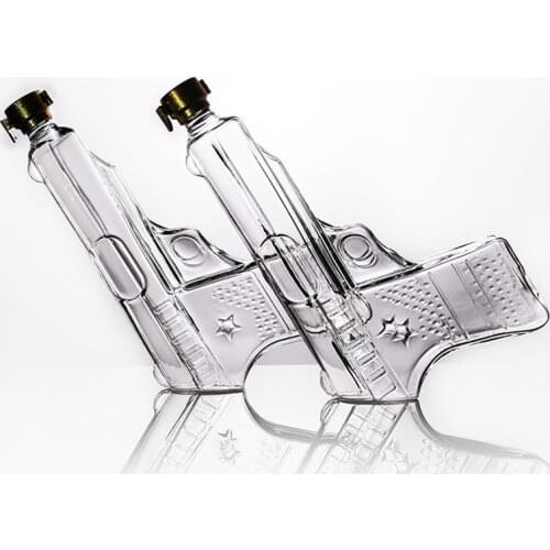 Top quality creative gun shaped party home bar 500ml lead-free glass whiskey decanter for Liquor Scotch Bourbon