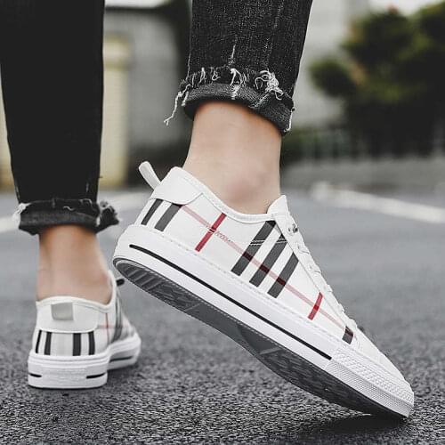 Red Sports Shoes Colored White Man Sneakers Teegager Mens Sport Shoes Shos Mens Running Shoes Large Platform Tennis Supersoft