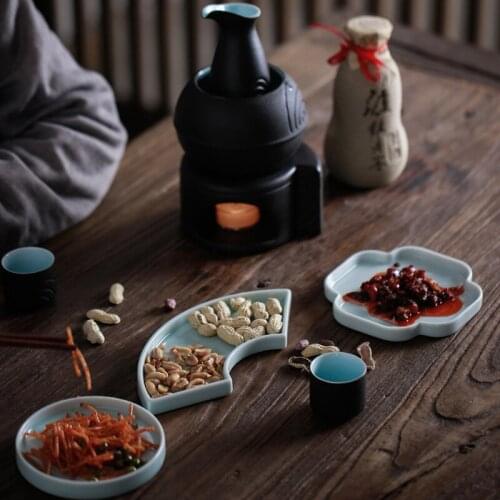 Creative Ceramic Tableware Dish Retro Small Ceramic Sauce Dish Cold Plate Elegant Celadonfruit Plate Refreshment Desserts Dish