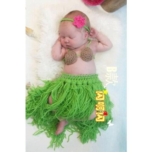 Cute crochet newborn photography props outfits crochet baby set baby hula girl headdress coconut bra grass skirt Sets 2 colors