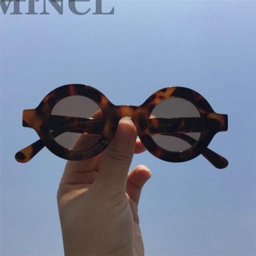 Fashion 2019 Oversized Sunglasses Women Round leopard Frame Retro Black Sun glasses For Men Female Eyewear Shade UV400 NX