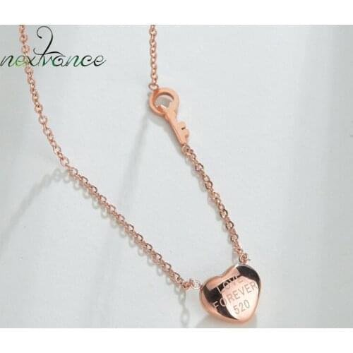 Nextvance Fashion Stainless Steel Heart Key Daisy Flower Pendant Necklaces for Women Girlfriend Birthday Gift Necklace Wholesale