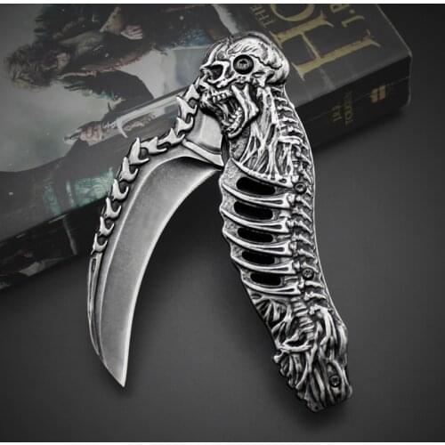 Skull Death Folding Knife Stonewash High Hardness Blade Tactical Knife Pocket Fruit Knife Camping Hunting Karambit Claw Gifts