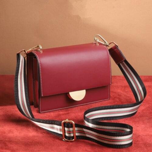 Bag Girl 2021 New Spring/summer Fashion Hundred Shoulder-length Slanted Cross-bag Womens Leather Bag One Piece Hair