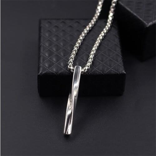 Yanziyouli Gold Pendants