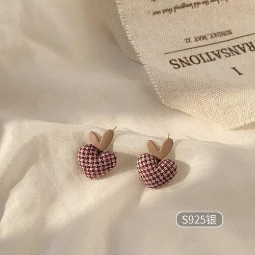 2020 New Womens Earrings Fashion Retro Exquisite Geometry Earrings For Women Accessories Brides Wedding Part Jewelry Wholesale