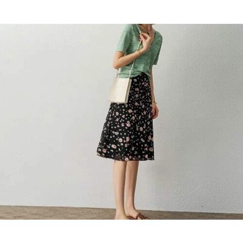 Spring and Summer Print Half Skirt Casual All-match Small Chrysanthemum Knee-length Skirt Sweet Style