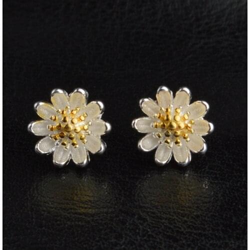2020 New Fashion Sterling Earrings Female Daisy Chrysanthemum Earrings Korean Fresh Sun Flower Jewelry New Product Launch