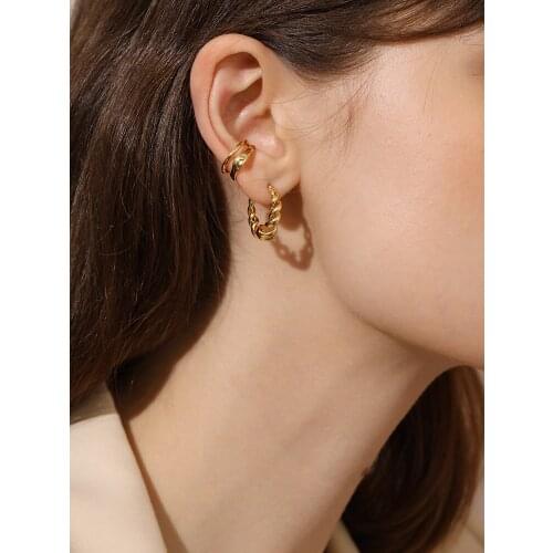 INS exquisite fashion all-match hollow twist small and thin circle round earrings temperament Korean personality retro female