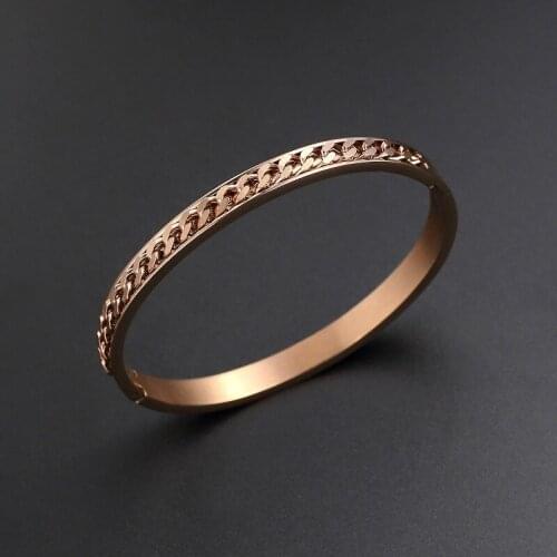 2020 new jewelry titanium steel bracelet Europe and America simplecouplebraceletchainbucklebraceletmanufacturers canbecustomized