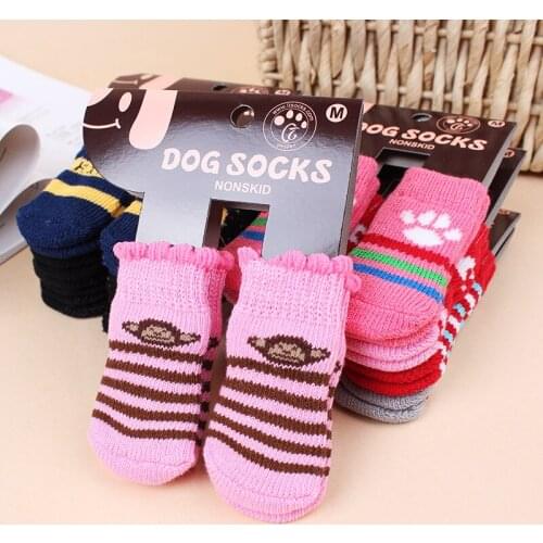 4 pieces/copies Random color Pet Knits Socks Cute Cartoon Anti Slip Skid Socks For Small Dogs 4pcs Warm Puppy Pet Dog Shoes Soft