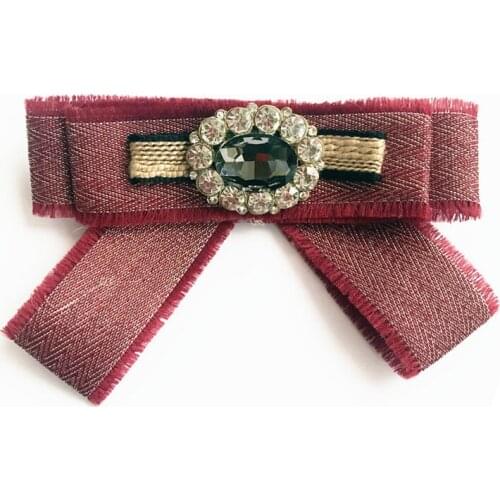 Korean Crystal Bowtie Brooch Ribbon Fabric Bowkont Necktie Rhinestone Jewelry Shirt Corsage Elegant Clothing Women Accessories